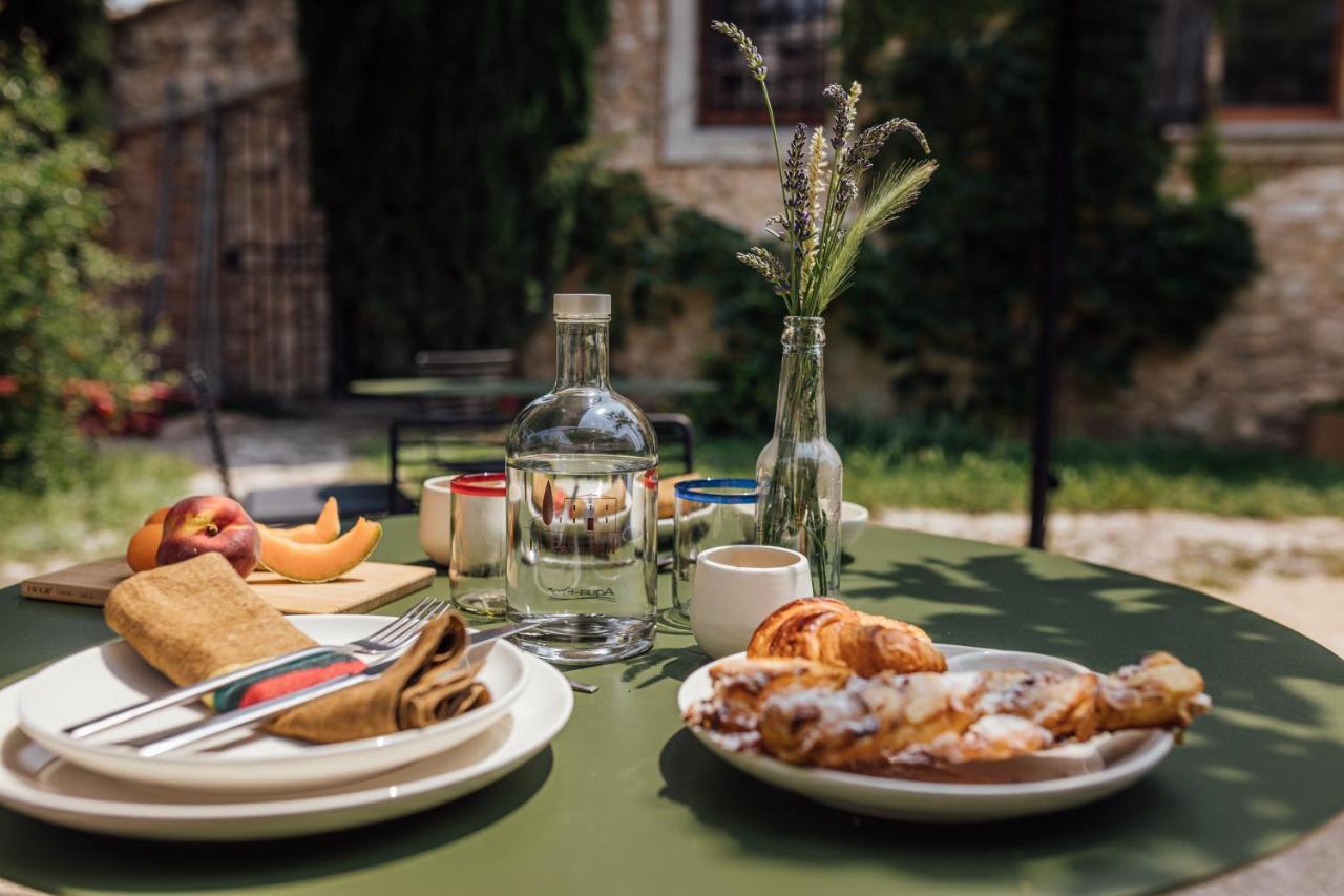 Le Pavadou B&B Méthamis Dış mekan fotoğraf
